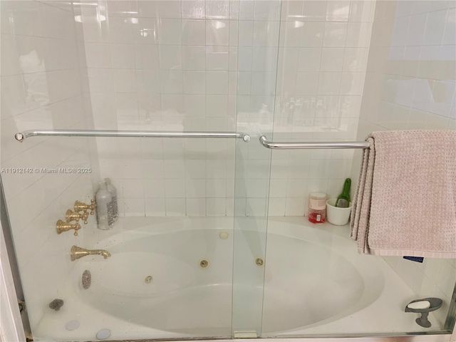 1541 Brickell Ave C608, Miami, FL 33129