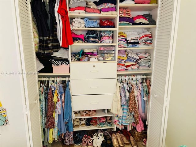 1541 Brickell Ave C608, Miami, FL 33129