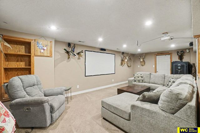 605 N 4 Street, Bellevue, NE 68005