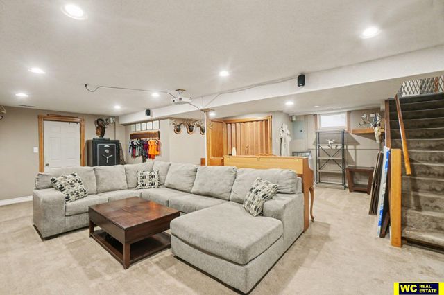 605 N 4 Street, Bellevue, NE 68005