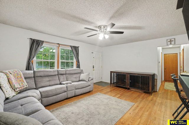 605 N 4 Street, Bellevue, NE 68005