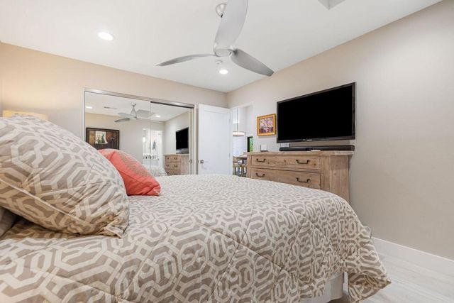 338 Paseo Primavera, Palm Desert, CA 92260