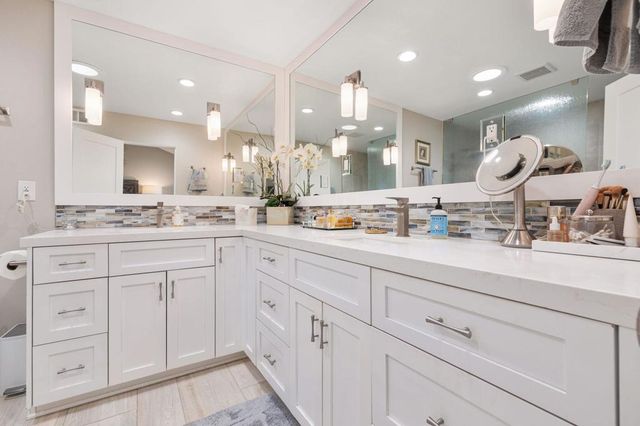 338 Paseo Primavera, Palm Desert, CA 92260