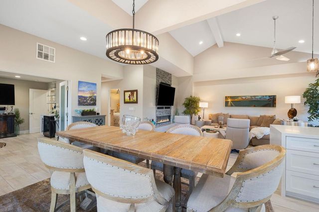 338 Paseo Primavera, Palm Desert, CA 92260