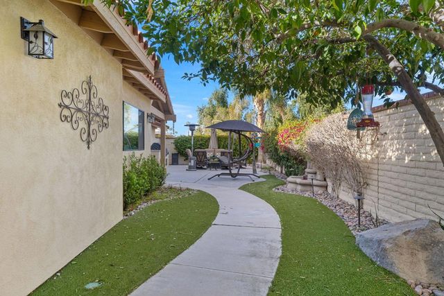 338 Paseo Primavera, Palm Desert, CA 92260
