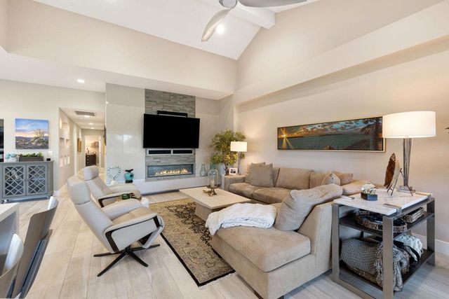 338 Paseo Primavera, Palm Desert, CA 92260