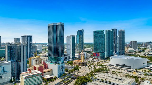 398 NE 5th St 1911, Miami, FL 33132
