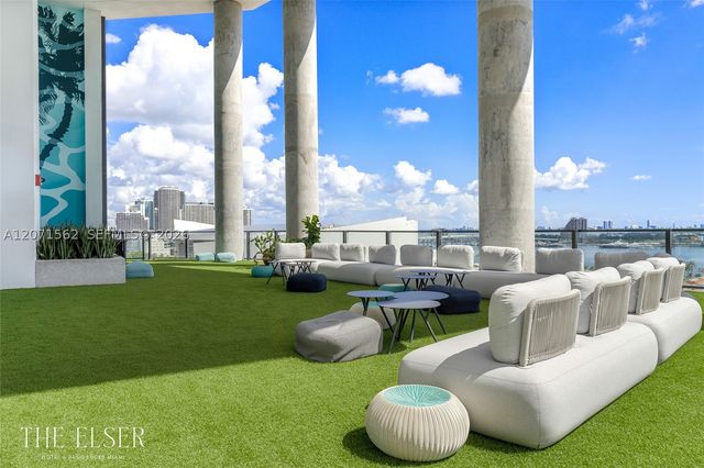 398 NE 5th St 1911, Miami, FL 33132