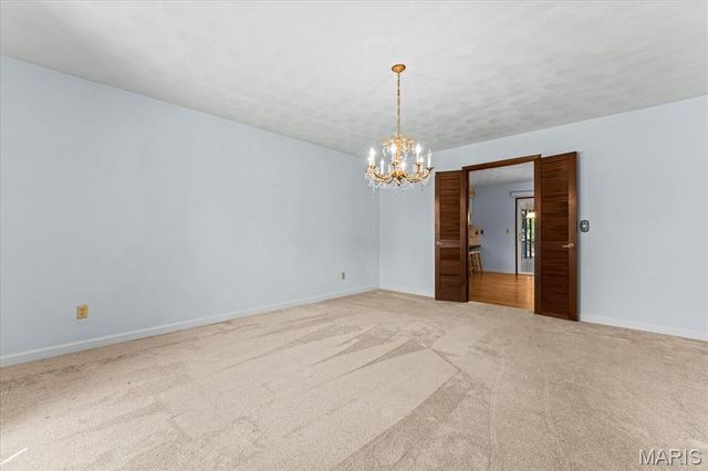 912 Reiss Road, O'fallon, IL 62269