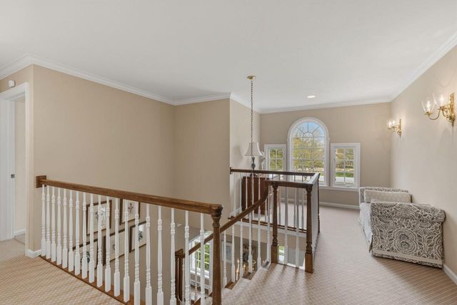 10539 Haddonstone PLACE, Mequon, WI 53092