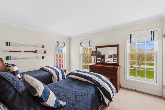 10539 Haddonstone PLACE, Mequon, WI 53092