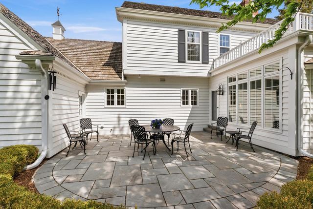 10539 Haddonstone PLACE, Mequon, WI 53092