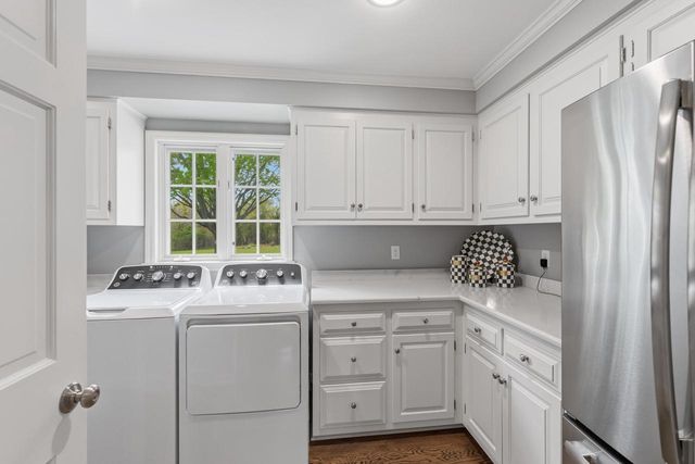 10539 Haddonstone PLACE, Mequon, WI 53092