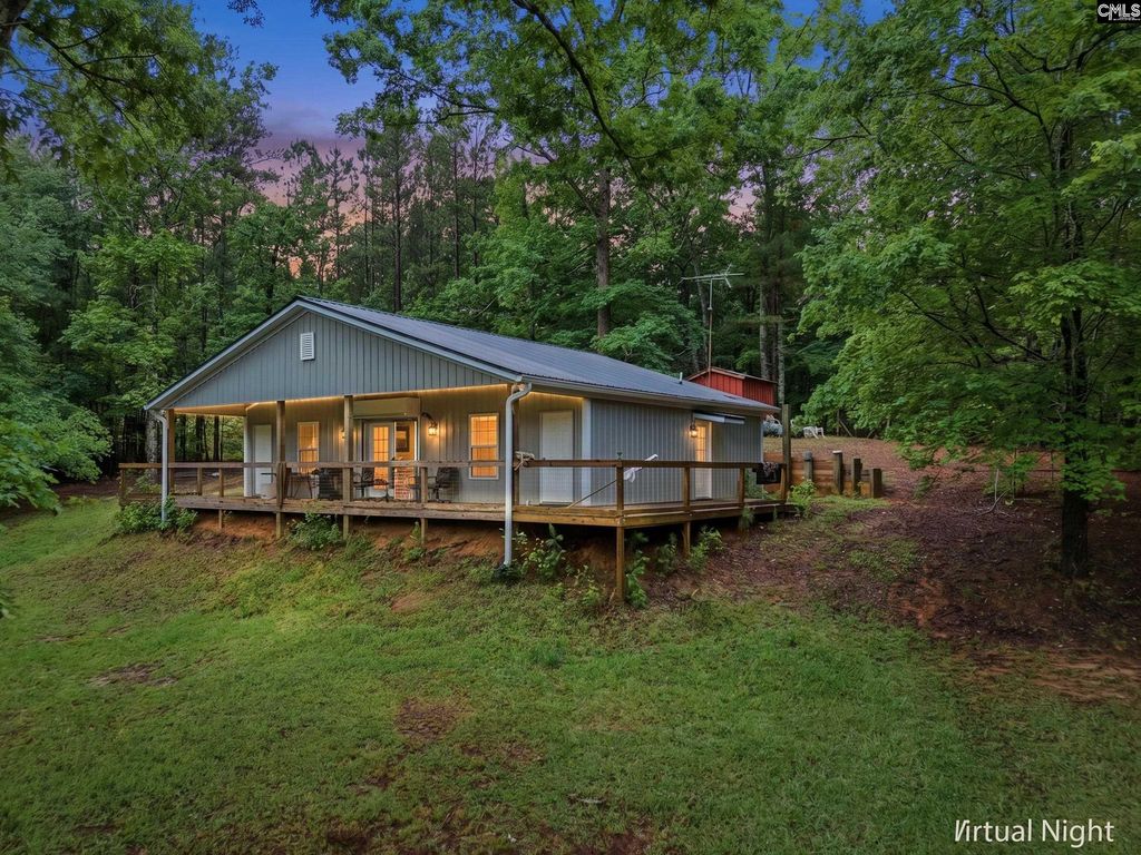 1579 Rockton Thruway Road, Winnsboro, SC 29180