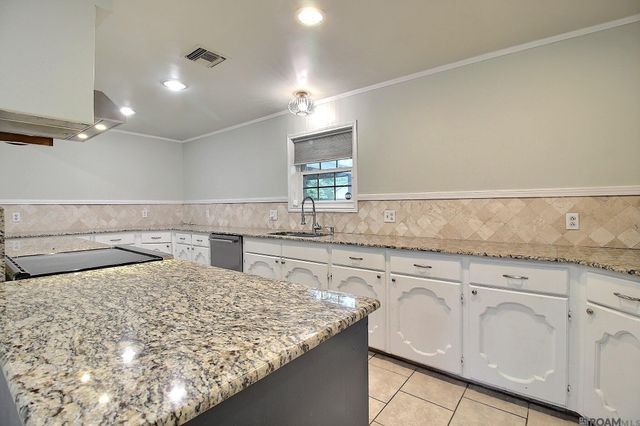 7345 Government St, Baton Rouge, LA 70806