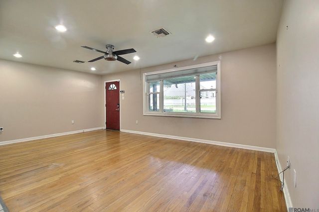 7345 Government St, Baton Rouge, LA 70806
