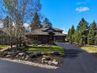 61807 Fall Creek Loop, Bend, OR 97702