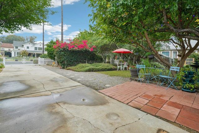 4151 Homewood Court, Riverside, CA 92506