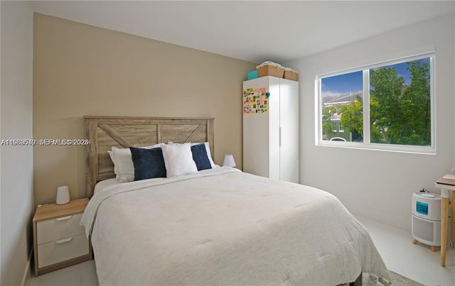 10950 NW 82nd St 204, Doral, FL 33178