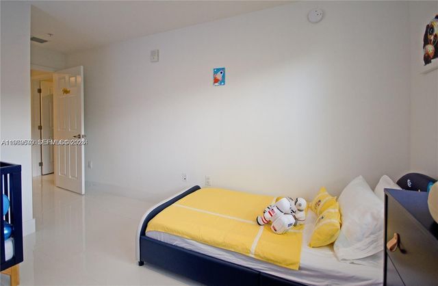 10950 NW 82nd St 204, Doral, FL 33178