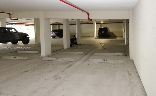 10950 NW 82nd St 204, Doral, FL 33178