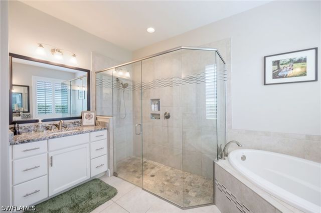 23277 Salinas WAY, Bonita Springs, FL 34135