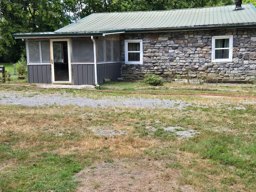 208 4th Street, Winchester, KY 40391