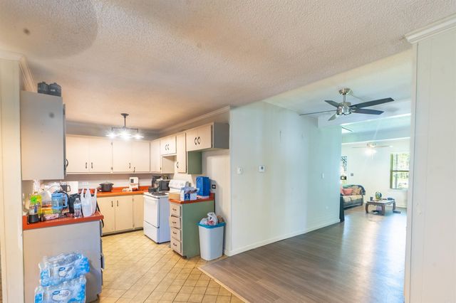 1110 N Division St, Forrest City, AR 72335