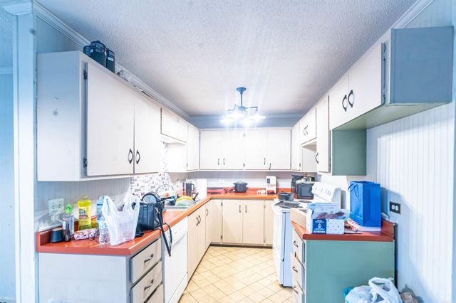 1110 N Division St, Forrest City, AR 72335