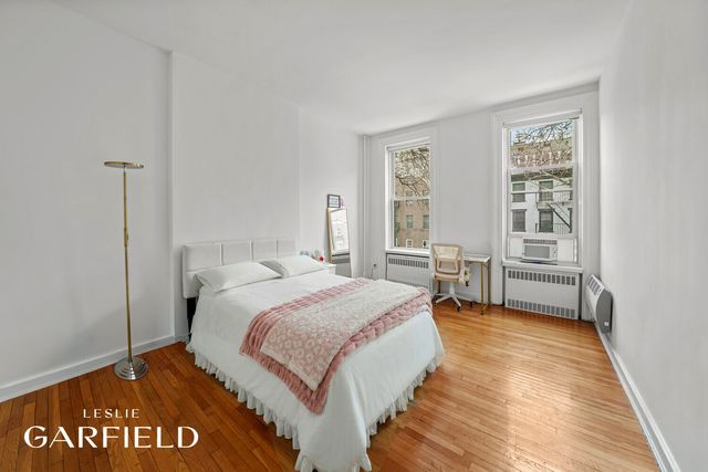 347 E 19TH Street, New York City, NY 10003