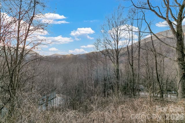 135 Pretty Ridge Road, Maggie Valley, NC 28751