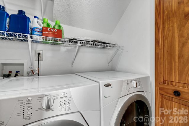 135 Pretty Ridge Road, Maggie Valley, NC 28751