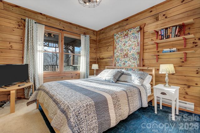 135 Pretty Ridge Road, Maggie Valley, NC 28751