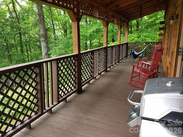 135 Pretty Ridge Road, Maggie Valley, NC 28751