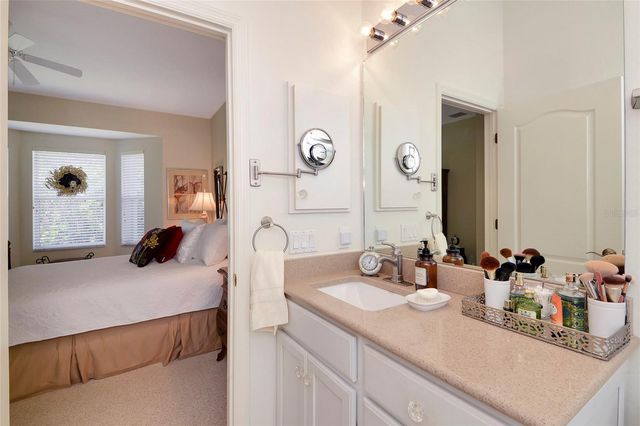 111 AUBURN WOODS CIRCLE, Venice, FL 34292