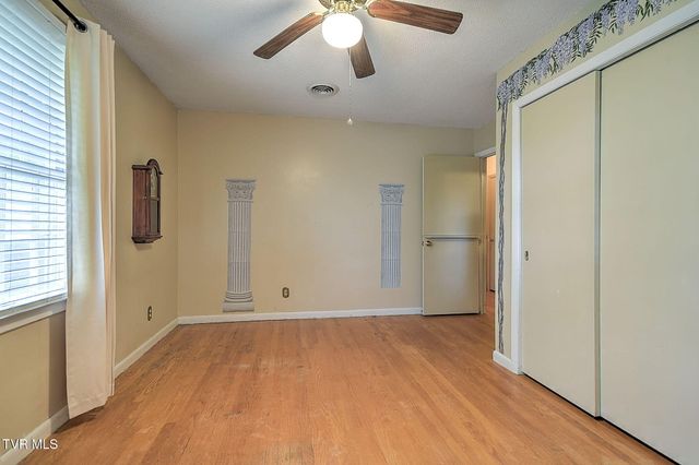 1410 Brentwood Drive, Greeneville, TN 37743