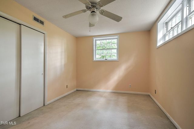 1410 Brentwood Drive, Greeneville, TN 37743