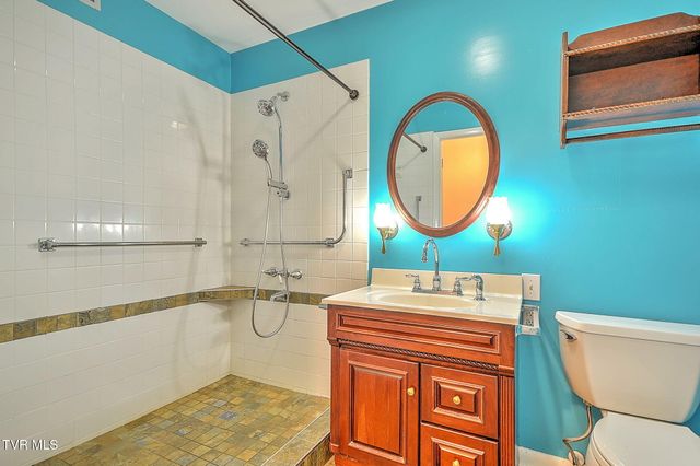 1410 Brentwood Drive, Greeneville, TN 37743