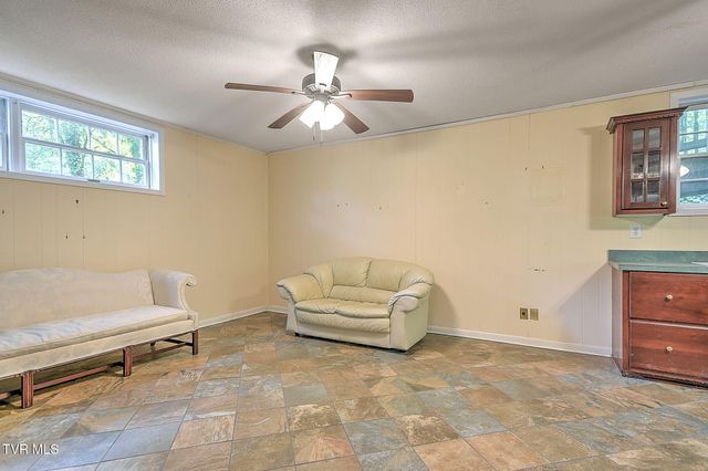 1410 Brentwood Drive, Greeneville, TN 37743