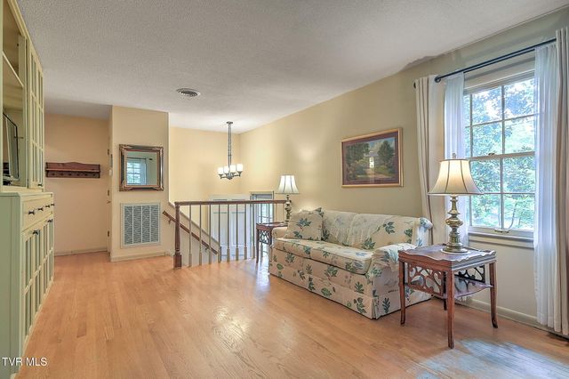 1410 Brentwood Drive, Greeneville, TN 37743