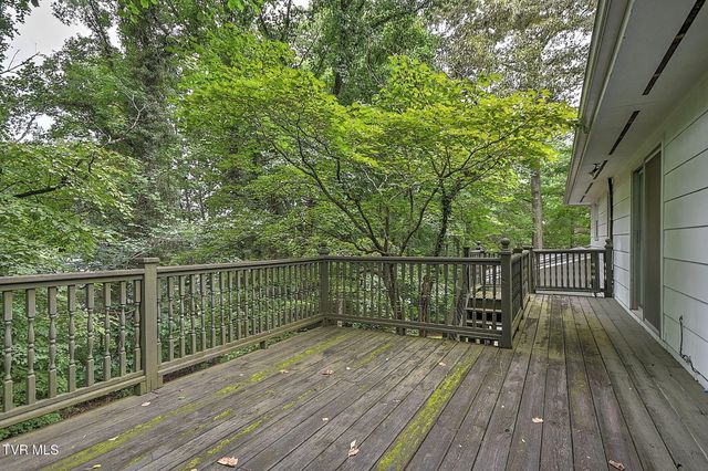 1410 Brentwood Drive, Greeneville, TN 37743