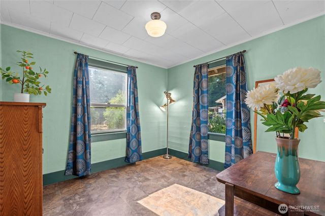 342 Chilvers Road, Chehalis, WA 98532