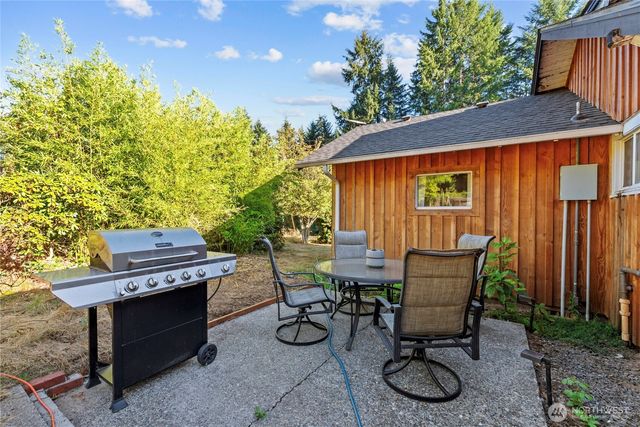 342 Chilvers Road, Chehalis, WA 98532