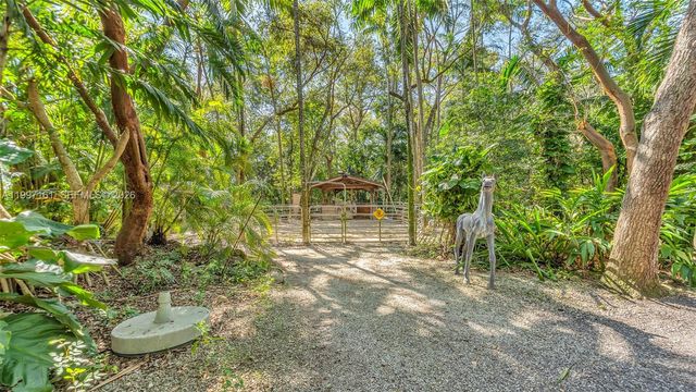 15425 SW 268th Street, Homestead, FL 33032