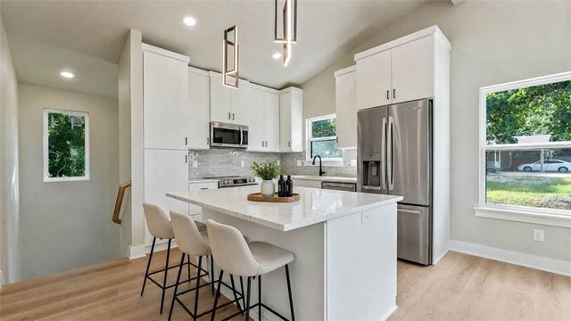 7 Embleton Drive, Bella Vista, AR 72714
