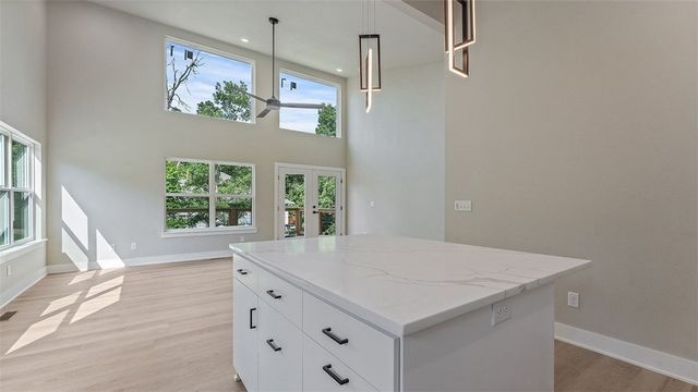 7 Embleton Drive, Bella Vista, AR 72714