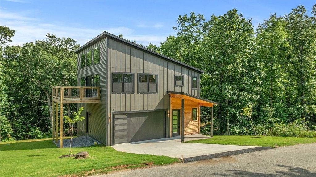 7 Embleton Drive, Bella Vista, AR 72714