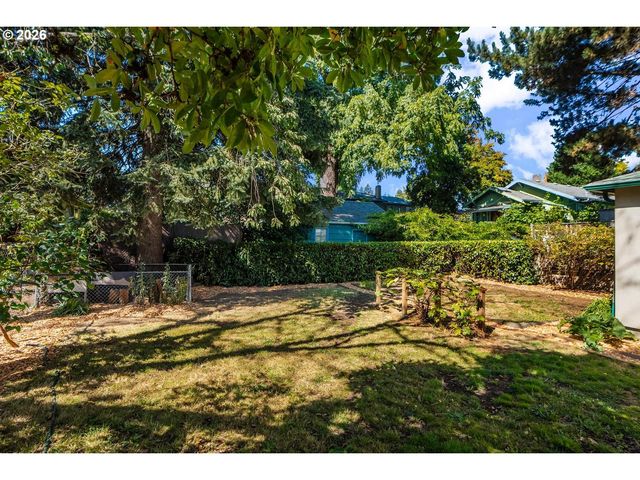 4525 Se 35TH Pl, Portland, OR 97202