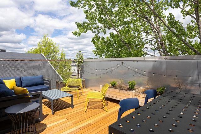 11 Village Street F, Somerville, MA 02143