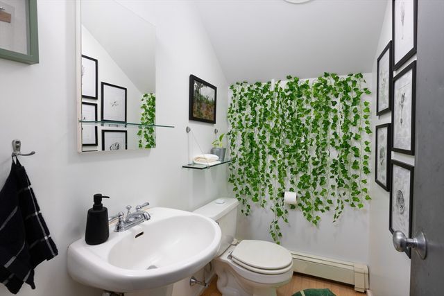 11 Village Street F, Somerville, MA 02143